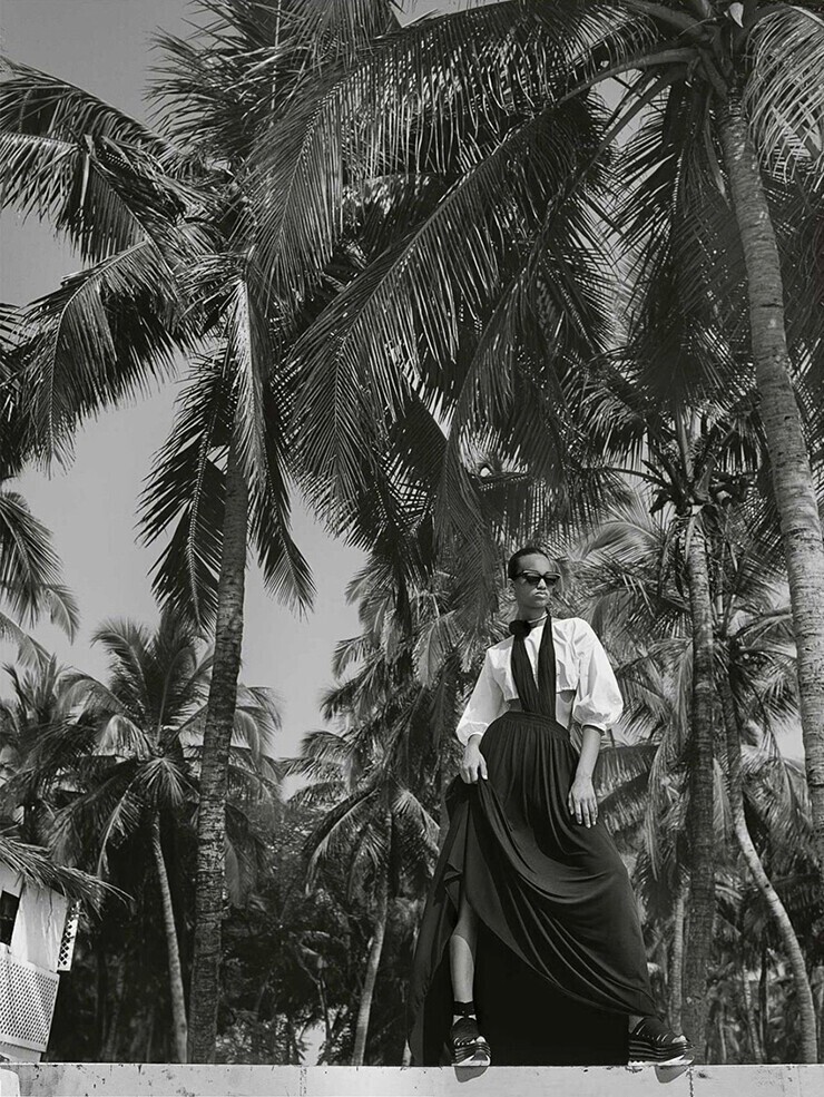 Ellen Rosa by Mario Testino