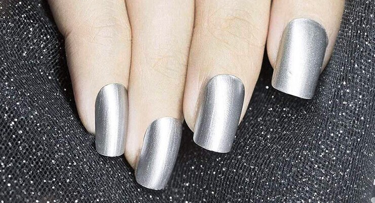 metallic nails