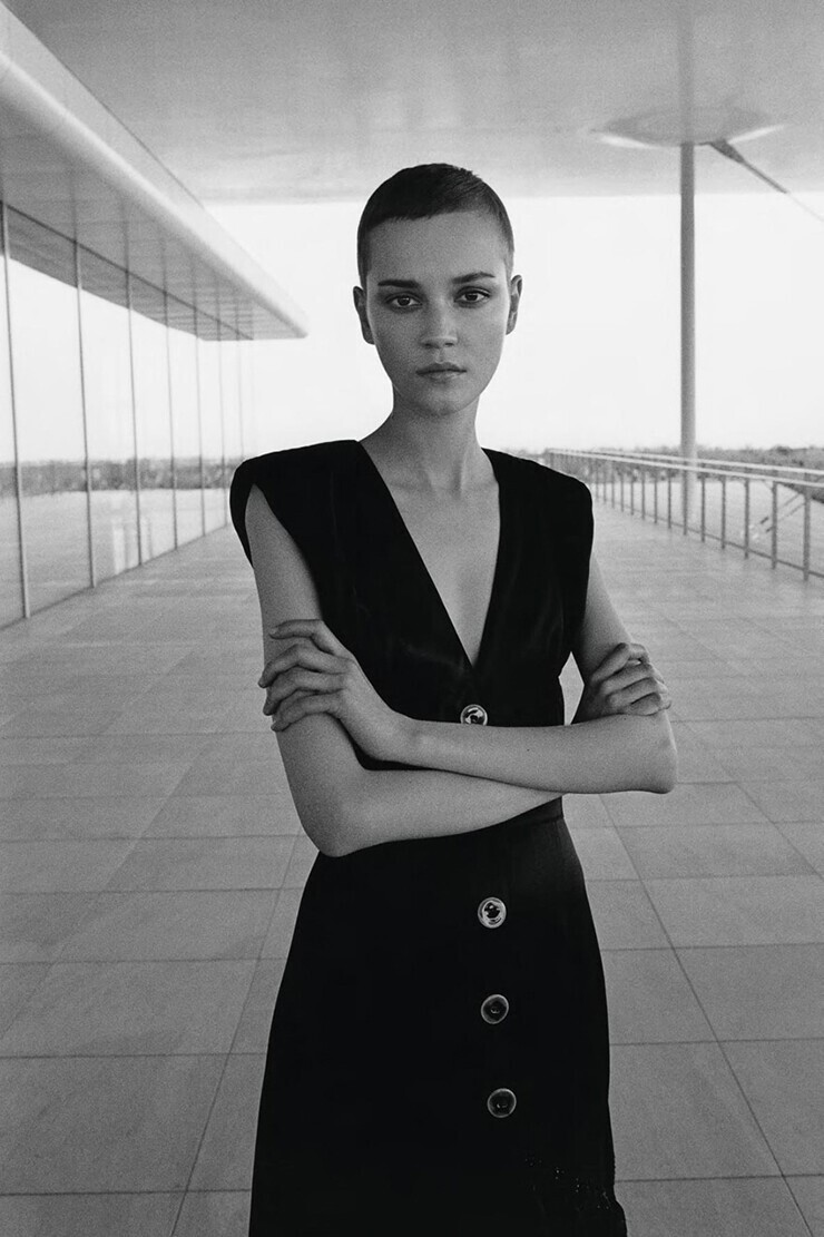 Lina Hoss modelo