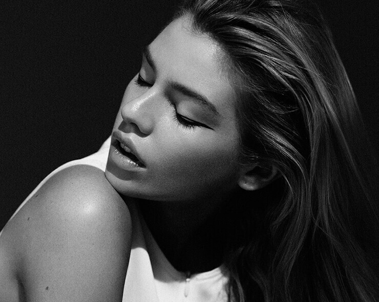 Stella Maxwell modelo