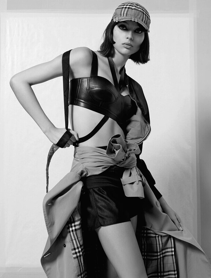 Charlee Fraser modelo