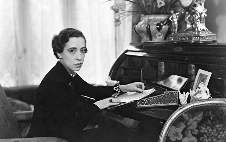 Elsa Schiaparelli biography