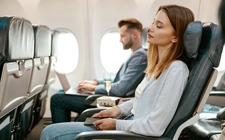 athleisure airport style