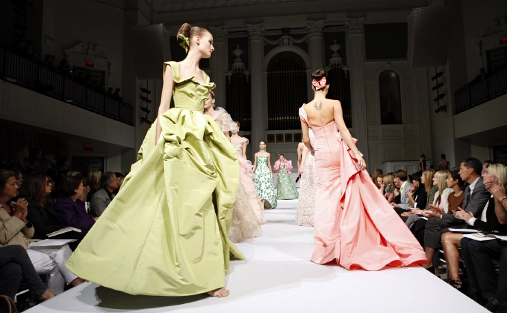 Oscar de la Renta bio