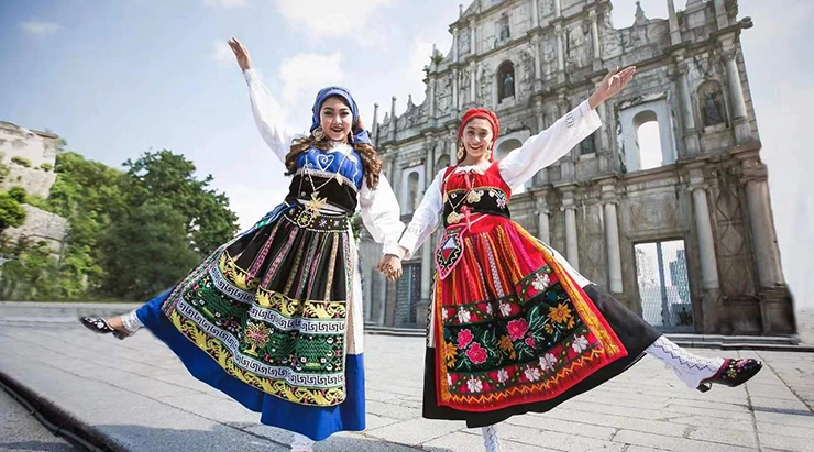 Portuguese Clothing