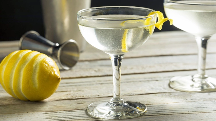 Vesper cocktail recipe