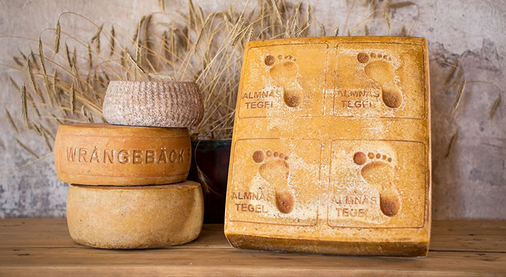 Almnas Tegel cheese