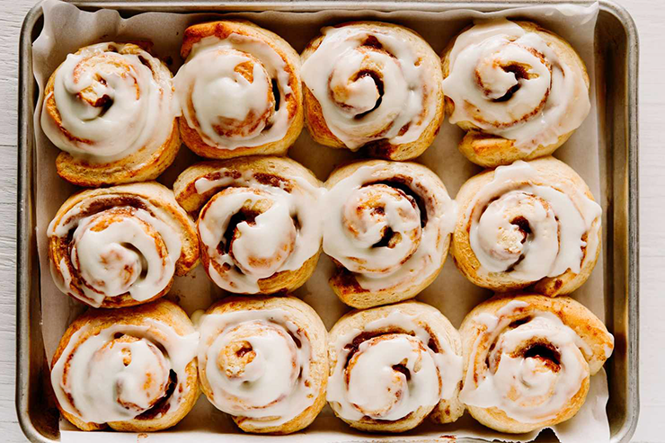 Cinnabon Cinnamon Rolls recipe