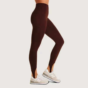 Stirrup pants