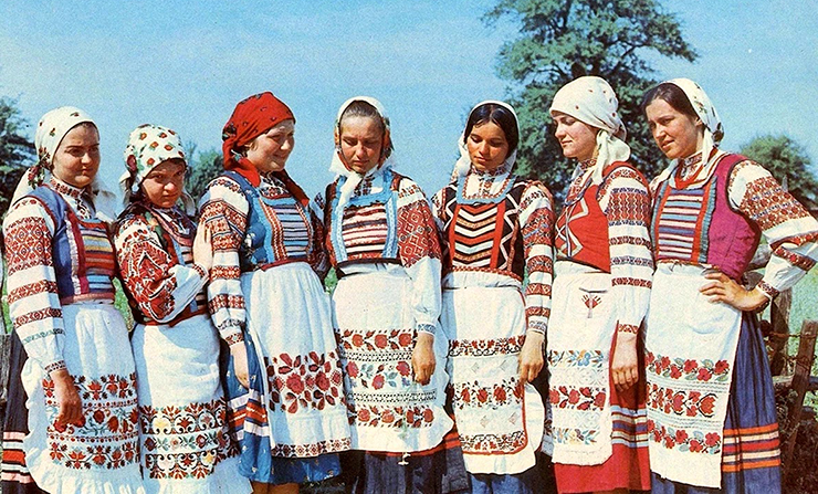 Belarusian traditional clothing
